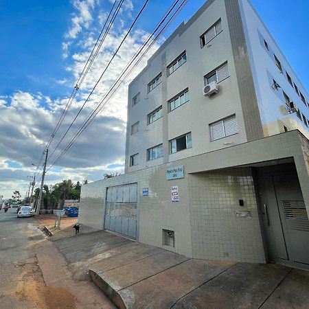 103 - Apartamento Completo Para Ate 5 Hospedes Patos de Minas Bagian luar foto